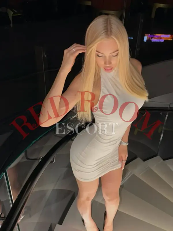 Дана — возраст 28, рост 170